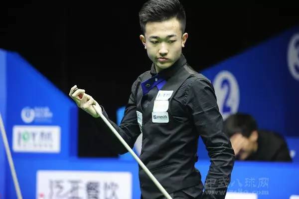 这场比赛由 这场比赛由